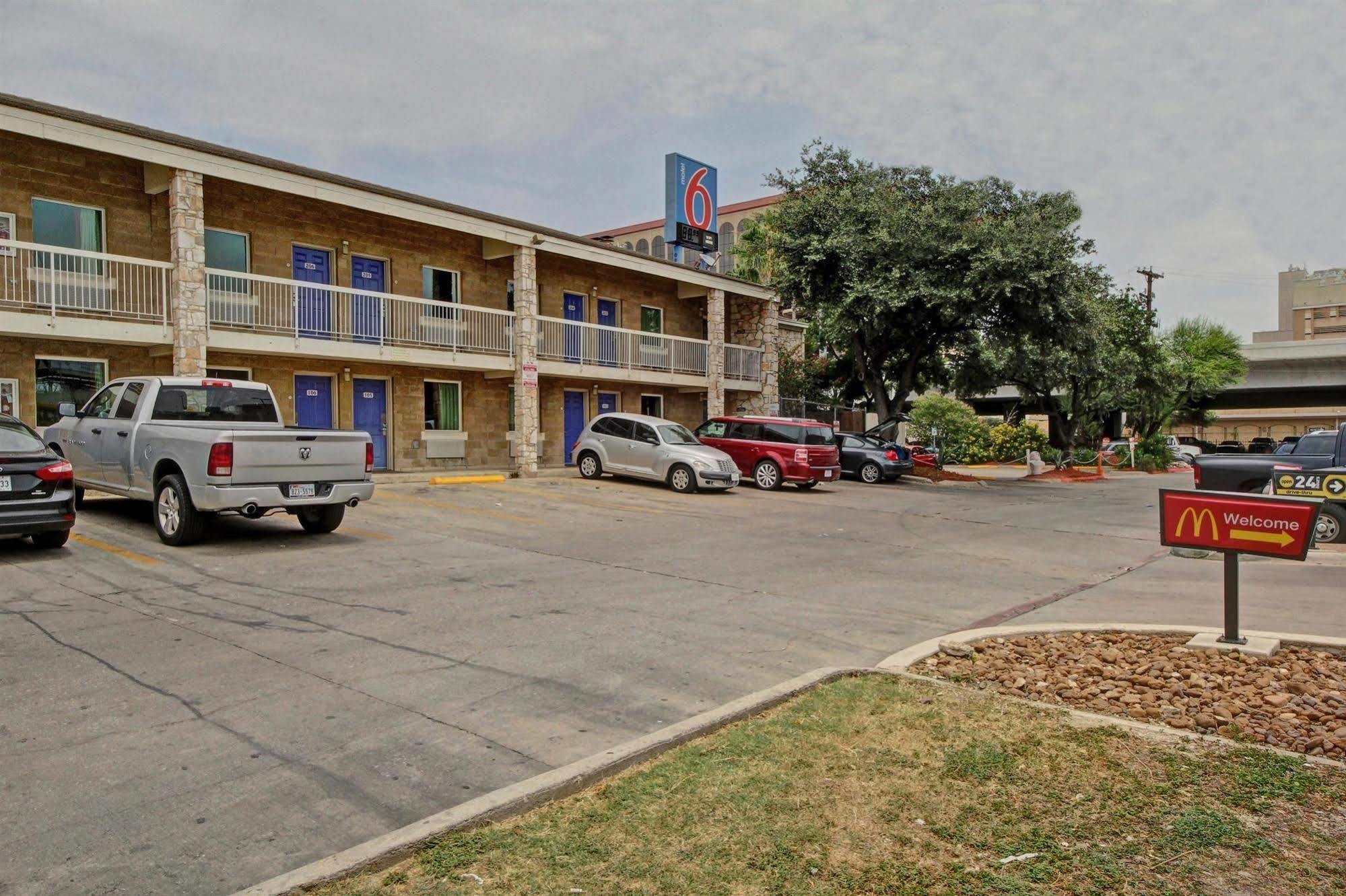 Motel 6-San Antonio, Tx - Downtown - Market Square Exterior foto